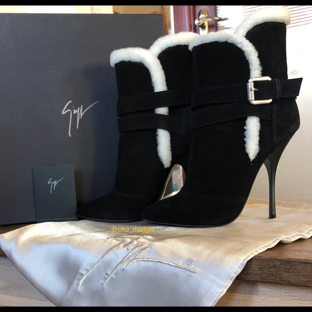 Giuseppe Zanotti Shearling Booties NWOT